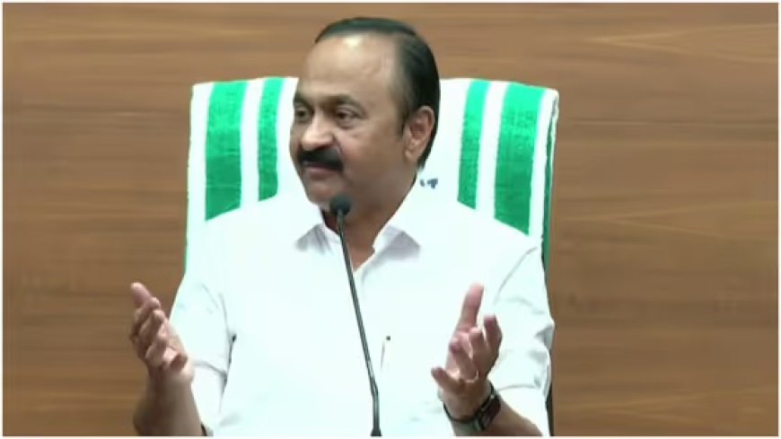 മുഖ്യമന്ത്രിയെ വിമർശിച്ച സ്കൂൾ പ്രിൻസിപ്പലിന് സസ്പെൻഷൻ; നടപടി വിരമിക്കാൻ 2 ദിവസം മാത്രം ശേഷിക്കെ