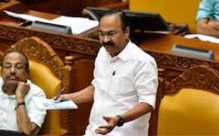 ചരിത്രത്തിലാദ്യം, മുഖ്യ തെരഞ്ഞെടുപ്പ് കമ്മീഷണറെ മാറ്റാൻ കേരളത്തിന്റെ പ്രമേയം; മുഖ്യമന്ത്രി നാളെ നിയമസഭയിൽ അവതരിപ്പിക്കും, എൽഡിഎഫ് പിന്തുണക്കും