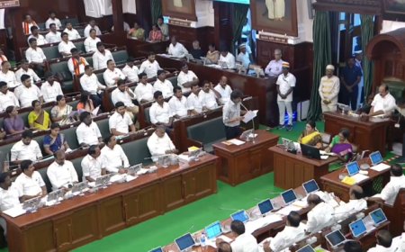 3 ഗ്യാസ് സിലിണ്ടർ മുതൽ സൗജന്യ ബസ് യാത്ര വരെ; തമിഴ്‌നാട്ടിൽ വമ്പൻ പ്രഖ്യാപനങ്ങളുമായി വിജയ്
