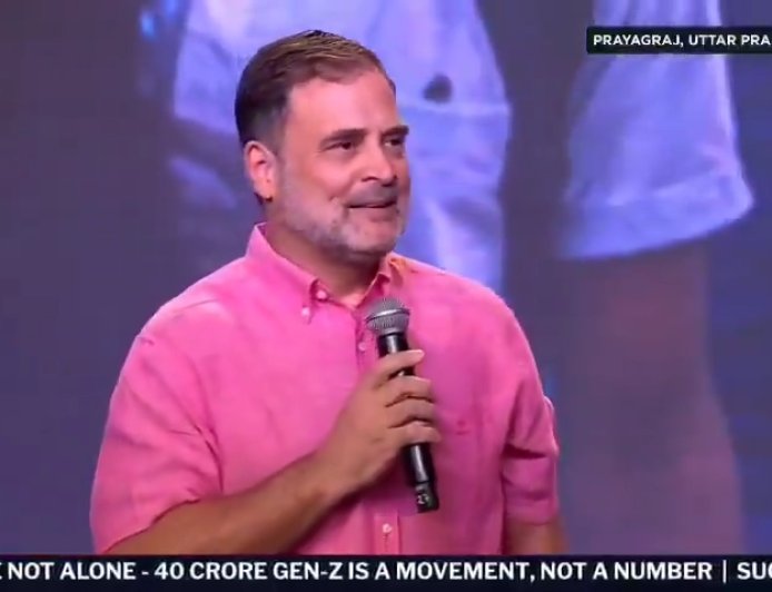 ഇരുളടഞ്ഞ ഘട്ടത്തിൽ  "വെളിച്ചത്തിൻ്റെ ദീപം" കൊളുത്തിയതിന് വിദ്യാർത്ഥി സമൂഹത്തെ  അഭിനന്ദിച്ച്  രാഹുൽ ഗാന്ധി 