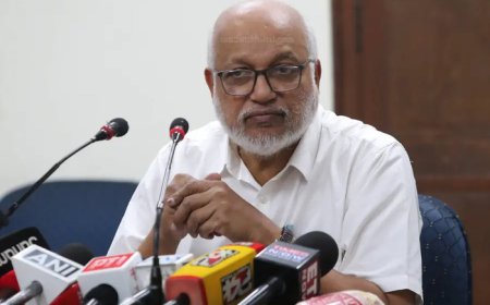 'പാര്‍ട്ടിക്കാര്‍ സിപിഎമ്മിന് തന്നെ വോട്ട് ചെയ്യണം, പരാതികൾ പാർട്ടിക്കുള്ളിൽ പറയണം'; പിണറായിയെ പിന്തുണച്ച് എം.എ.ബേബി