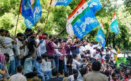 അവധിയില്ലാത്ത പ്രതിഷേധം, ഗ്യാനേഷിന്‍റെ രാജി ആവശ്യപ്പെട്ട് ഇന്നും രാജ്യതലസ്ഥാനത്ത് പ്രക്ഷോഭം